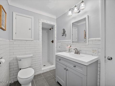 Tiny photo for 3700 W Bancroft Street, Ottawa Hills, OH 43606 (MLS # 10006540)