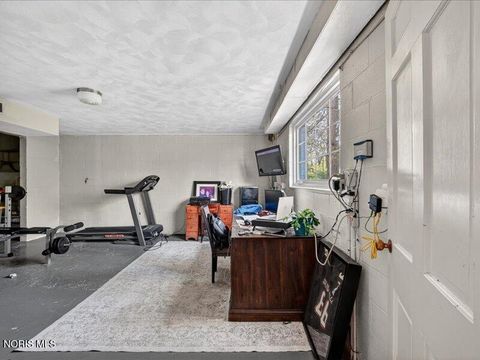 Tiny photo for 3700 W Bancroft Street, Ottawa Hills, OH 43606 (MLS # 10006540)