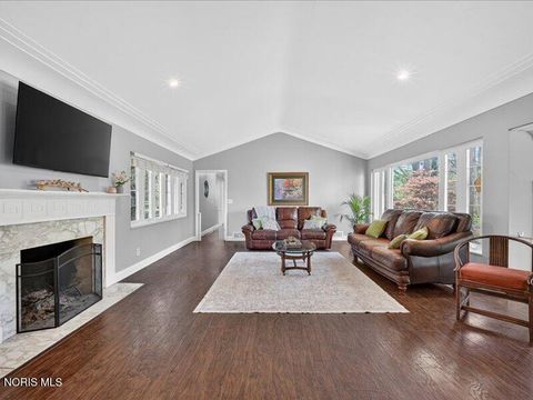 Tiny photo for 3700 W Bancroft Street, Ottawa Hills, OH 43606 (MLS # 10006540)