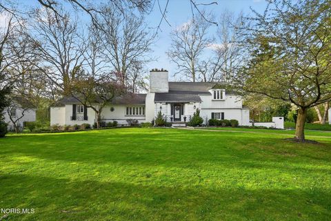 Tiny photo for 3700 W Bancroft Street, Ottawa Hills, OH 43606 (MLS # 10006540)