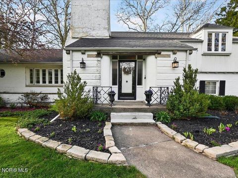 Tiny photo for 3700 W Bancroft Street, Ottawa Hills, OH 43606 (MLS # 10006540)