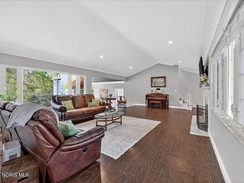 Tiny photo for 3700 W Bancroft Street, Ottawa Hills, OH 43606 (MLS # 10006540)