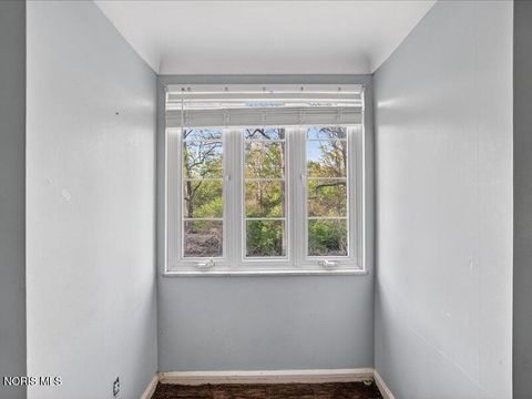 Tiny photo for 3700 W Bancroft Street, Ottawa Hills, OH 43606 (MLS # 10006540)