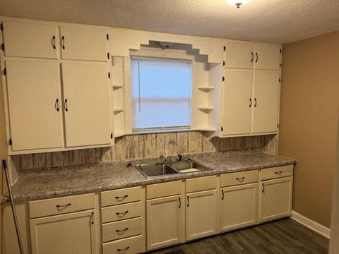 Tiny photo for 212 S Pleasant Street, Montpelier, OH 43543 (MLS # 10000005)