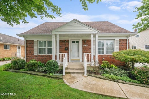 Photo of 4517 Clover Lane, Toledo, OH 43623 (MLS # 10011573)