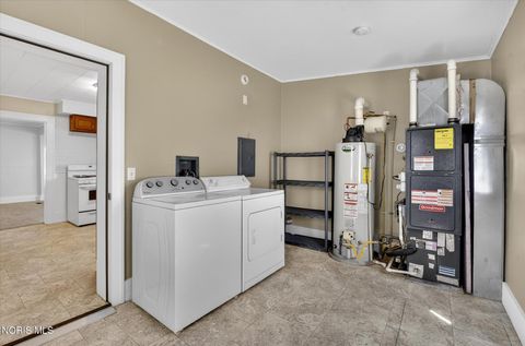 Tiny photo for 134 Lehman Avenue, Bowling Green, OH 43402 (MLS # 10007296)