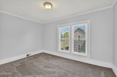 Tiny photo for 134 Lehman Avenue, Bowling Green, OH 43402 (MLS # 10007296)