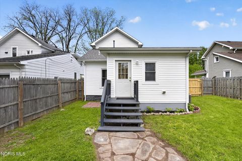 Tiny photo for 134 Lehman Avenue, Bowling Green, OH 43402 (MLS # 10007296)