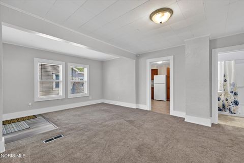 Tiny photo for 134 Lehman Avenue, Bowling Green, OH 43402 (MLS # 10007296)