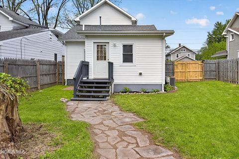 Tiny photo for 134 Lehman Avenue, Bowling Green, OH 43402 (MLS # 10007296)