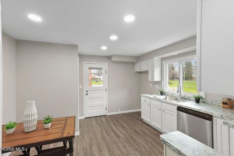 Tiny photo for 1810 Penn Road, Toledo, OH 43615 (MLS # 10005774)