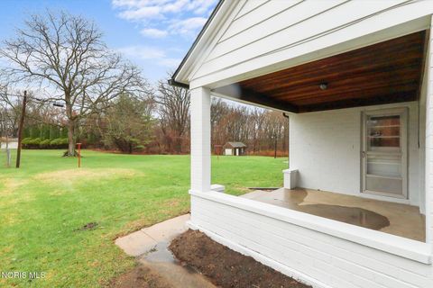 Tiny photo for 1810 Penn Road, Toledo, OH 43615 (MLS # 10005774)