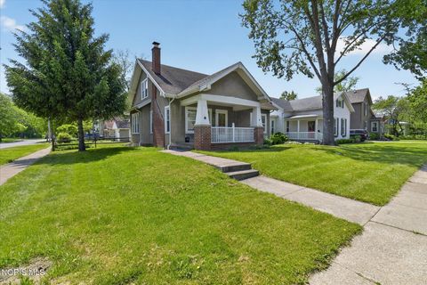 Tiny photo for 326 E Dudley Street, Maumee, OH 43537 (MLS # 10007958)