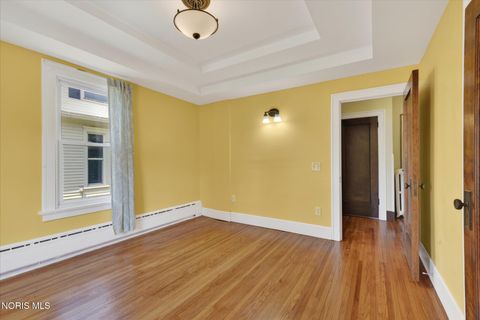 Tiny photo for 326 E Dudley Street, Maumee, OH 43537 (MLS # 10007958)