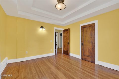 Tiny photo for 326 E Dudley Street, Maumee, OH 43537 (MLS # 10007958)