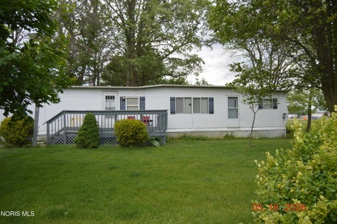 Mobile Home For Sale - 16770 E State Route 12<br/> Findlay, OH 45840