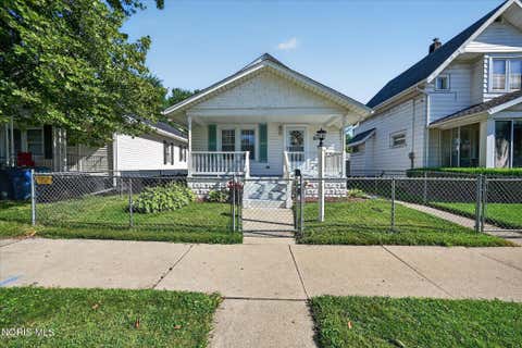 Tiny photo for 2049 Hurd Street, Toledo, OH 43605 (MLS # 10011616)