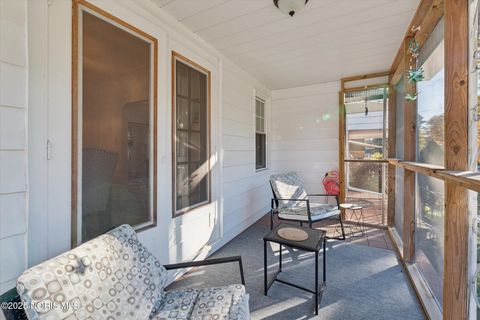 Tiny photo for 1942 Wellesley Drive, Toledo, OH 43606 (MLS # 10000685)