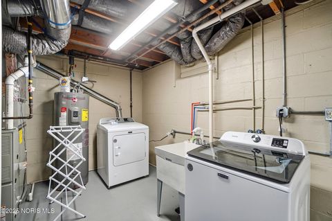 Tiny photo for 893 Mulberry Street, Perrysburg, OH 43551 (MLS # 10001595)