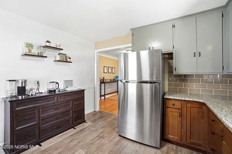 Tiny photo for 893 Mulberry Street, Perrysburg, OH 43551 (MLS # 10001595)