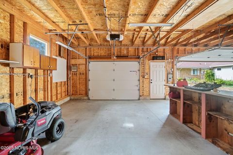 Tiny photo for 893 Mulberry Street, Perrysburg, OH 43551 (MLS # 10001595)