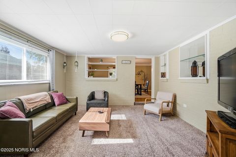 Tiny photo for 893 Mulberry Street, Perrysburg, OH 43551 (MLS # 10001595)