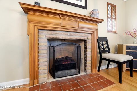 Tiny photo for 893 Mulberry Street, Perrysburg, OH 43551 (MLS # 10001595)