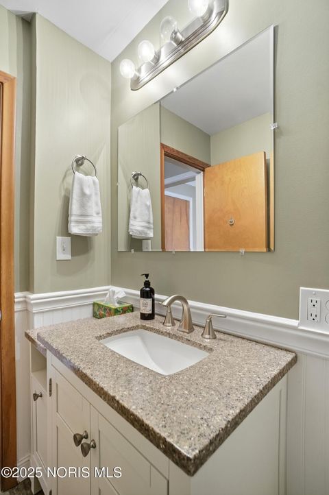 Tiny photo for 893 Mulberry Street, Perrysburg, OH 43551 (MLS # 10001595)