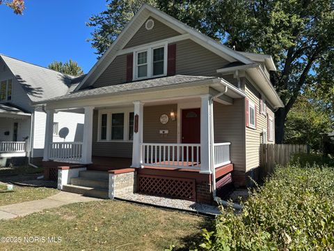 Photo of 919 Wilhelm Street, Defiance, OH 43512 (MLS # 10000437) Photo of 919 Wilhelm Street, Defiance, OH 43512 (MLS # 10000437)