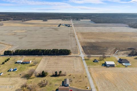 Tiny photo for County Road 4, Liberty Center, OH 43532 (MLS # 10004568)