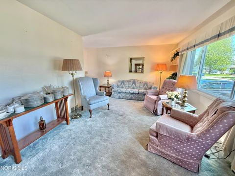 Tiny photo for 1326 Pennelwood Drive, Toledo, OH 43614 (MLS # 10006765)