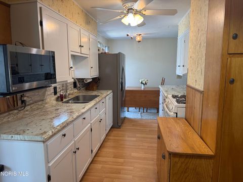 Tiny photo for 1326 Pennelwood Drive, Toledo, OH 43614 (MLS # 10006765)