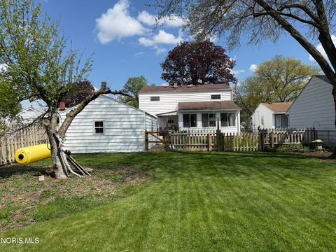 Tiny photo for 1326 Pennelwood Drive, Toledo, OH 43614 (MLS # 10006765)