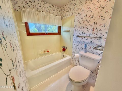 Tiny photo for 1326 Pennelwood Drive, Toledo, OH 43614 (MLS # 10006765)