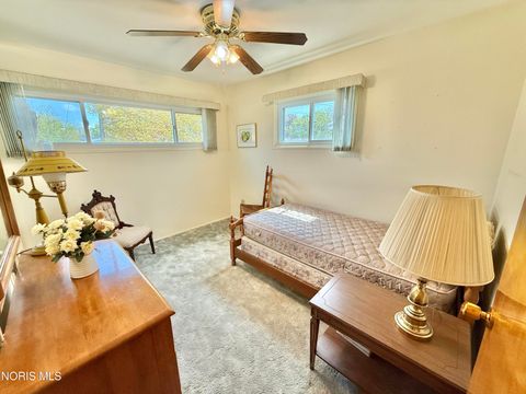 Tiny photo for 1326 Pennelwood Drive, Toledo, OH 43614 (MLS # 10006765)