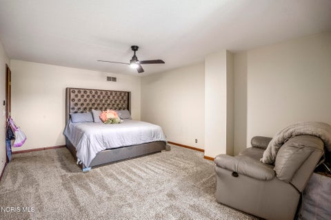 Tiny photo for 1124 Bernath Parkway, Toledo, OH 43615 (MLS # 10013784)