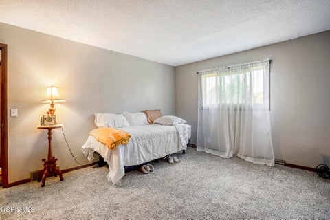 Tiny photo for 1124 Bernath Parkway, Toledo, OH 43615 (MLS # 10013784)