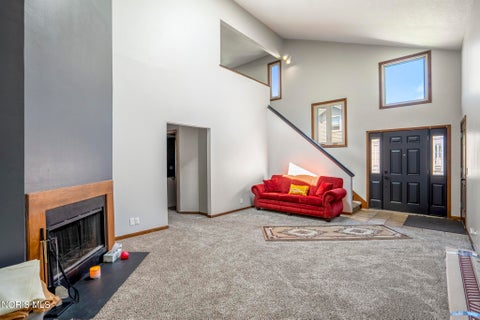 Tiny photo for 1124 Bernath Parkway, Toledo, OH 43615 (MLS # 10013784)