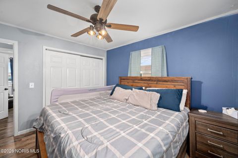 Tiny photo for 543 County Road 7, Liberty Center, OH 43532 (MLS # 10008942)