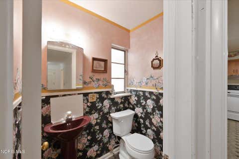 Tiny photo for 2204 Talmadge Road, Ottawa Hills, OH 43606 (MLS # 10012161)