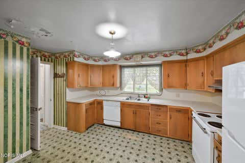 Tiny photo for 2204 Talmadge Road, Ottawa Hills, OH 43606 (MLS # 10012161)