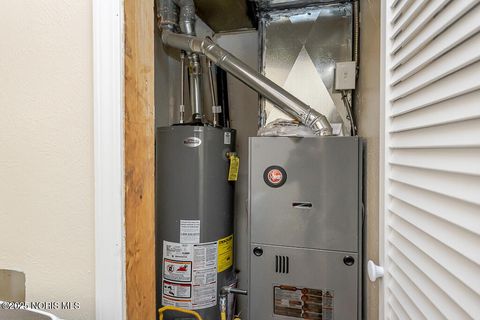 Tiny photo for 935 Raymil Road, Holland, OH 43528 (MLS # 10002920)