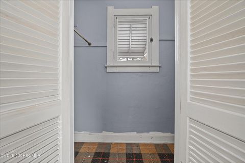 Tiny photo for 3809 Homewood Avenue, Toledo, OH 43612 (MLS # 10003936)