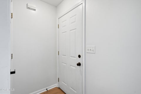 Tiny photo for 1007 Crystal Lane, Findlay, OH 45840 (MLS # 10009325)