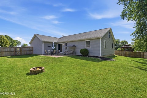 Tiny photo for 1007 Crystal Lane, Findlay, OH 45840 (MLS # 10009325)