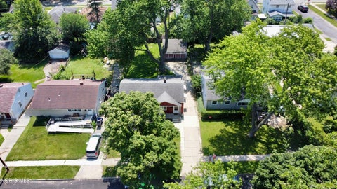 Tiny photo for 1937 Bonfield Drive, Toledo, OH 43609 (MLS # 10010457)