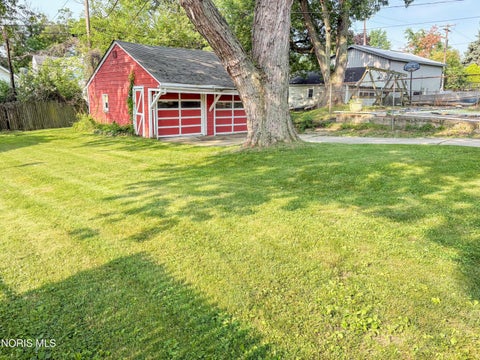 Tiny photo for 1937 Bonfield Drive, Toledo, OH 43609 (MLS # 10010457)