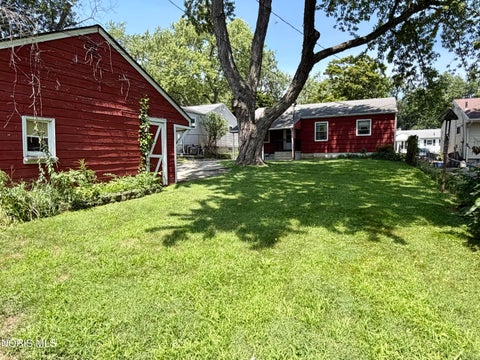 Tiny photo for 1937 Bonfield Drive, Toledo, OH 43609 (MLS # 10010457)