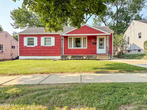 Tiny photo for 1937 Bonfield Drive, Toledo, OH 43609 (MLS # 10010457)