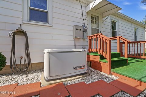 Tiny photo for 20240 Oak Street, Weston, OH 43569 (MLS # 10008546)